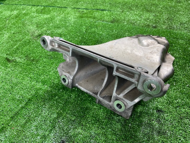 Кронштейн двигателя, 700 рублей, Фроловское