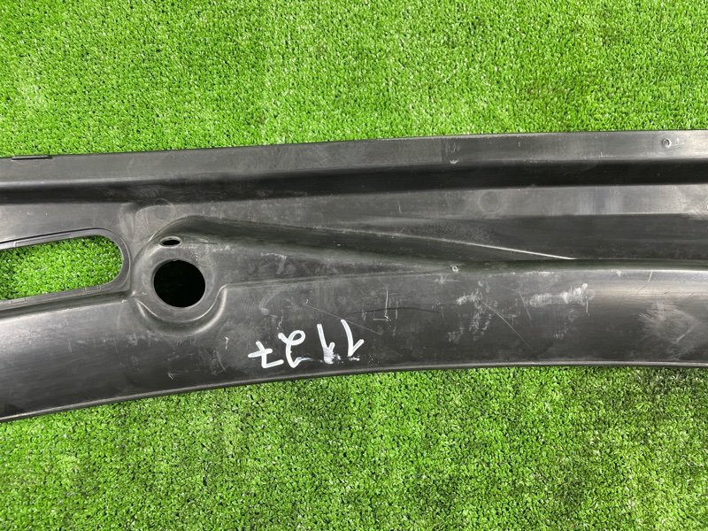 Решетка под лобовое стекло, 1000 рублей, Фроловское