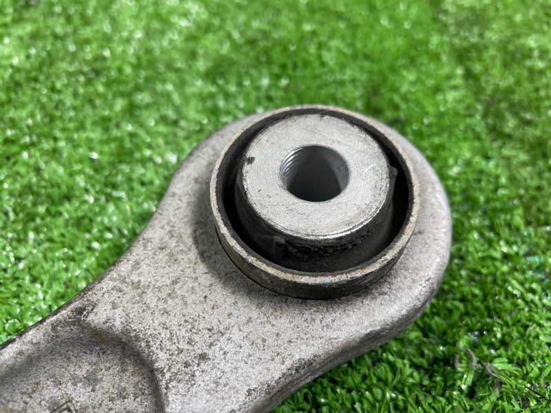 Рычаг подвески, 1500 рублей, Фроловское