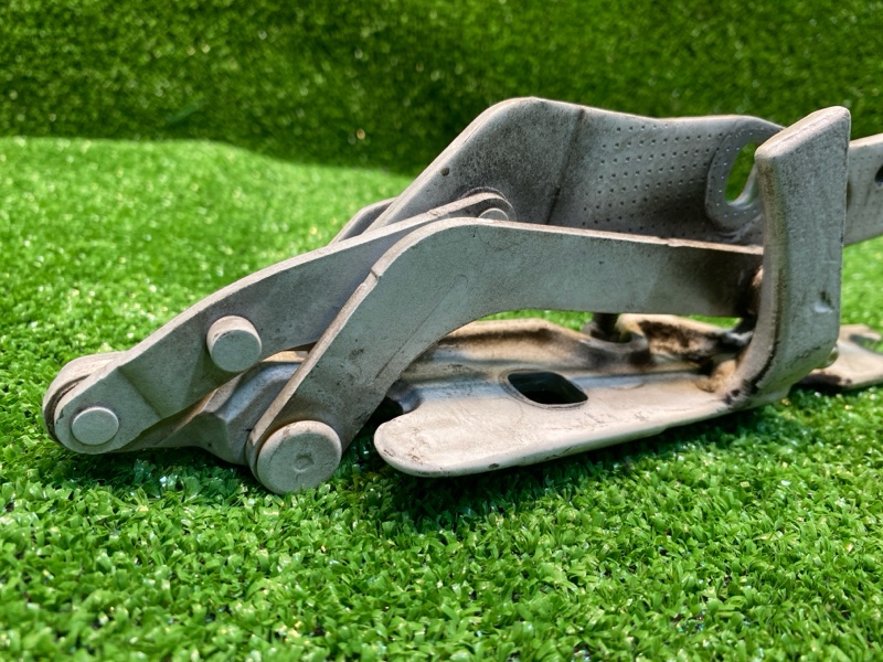 Петля капота, 2800 рублей, Фроловское