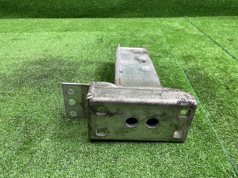 Кронштейн усилителя бампера, 1200 рублей, Фроловское