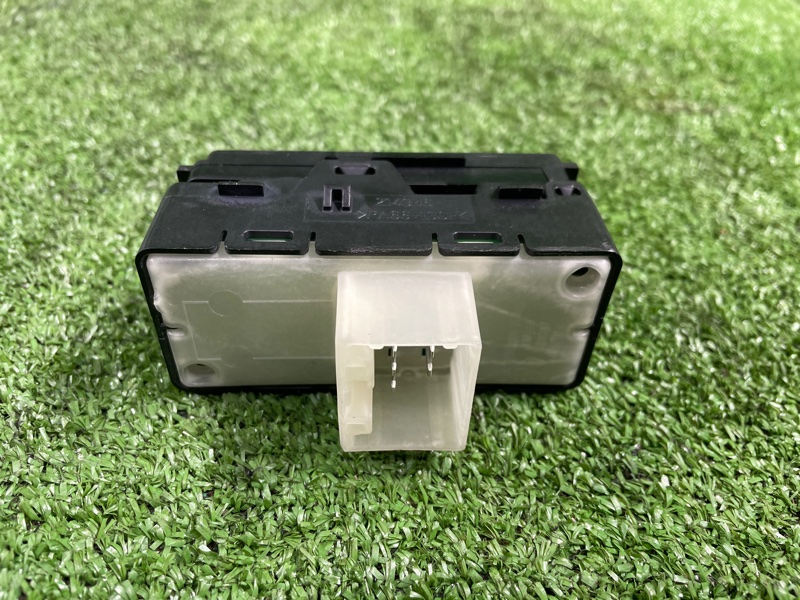 Кнопка стеклоподъемника, 900 рублей, Фроловское