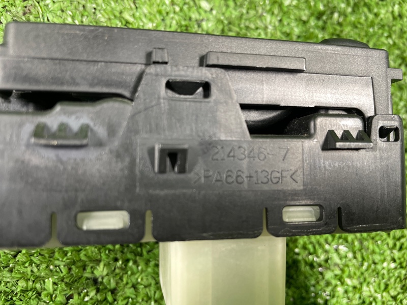 Кнопка стеклоподъемника, 900 рублей, Фроловское