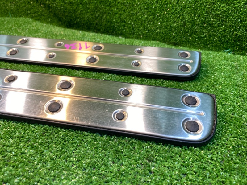 Накладка на порог салона, 2000 рублей, Фроловское