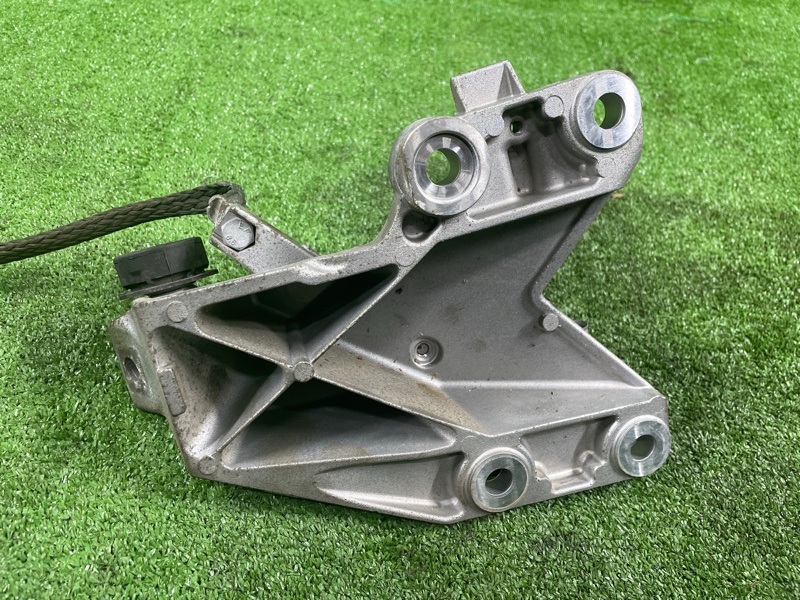 Кронштейн опоры двигателя, 1000 рублей, Фроловское