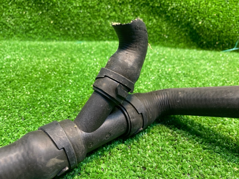 Патрубок системы охлаждения, 700 рублей, Фроловское