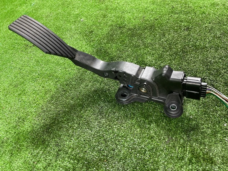 Педаль газа, 550 рублей, Фроловское