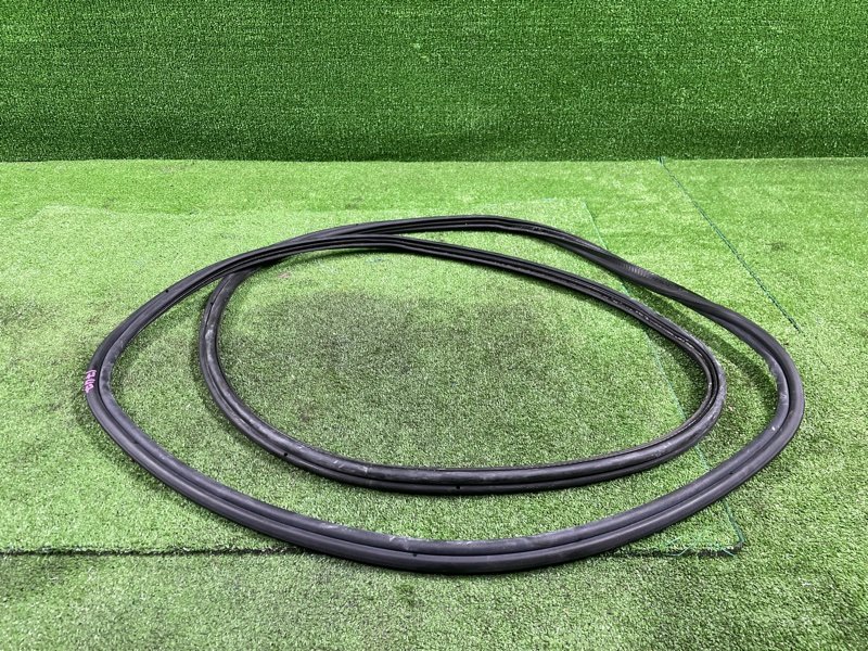 Уплотнительная резинка двери багажника, 1200 рублей, Фроловское