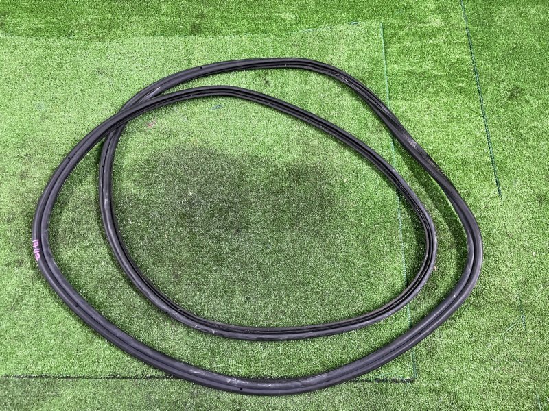 Уплотнительная резинка двери багажника, 1200 рублей, Фроловское