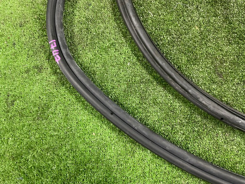 Уплотнительная резинка двери багажника, 1200 рублей, Фроловское