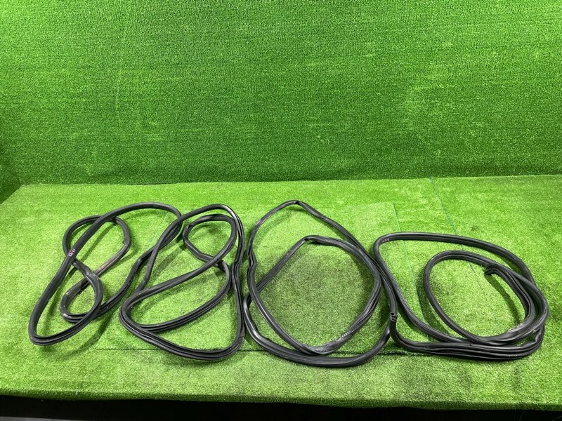 Уплотнительная резинка боковой двери, 4000 рублей, Фроловское