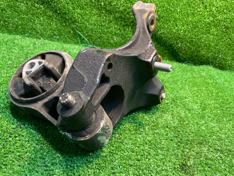 Кронштейн двигателя, 2000 рублей, Фроловское