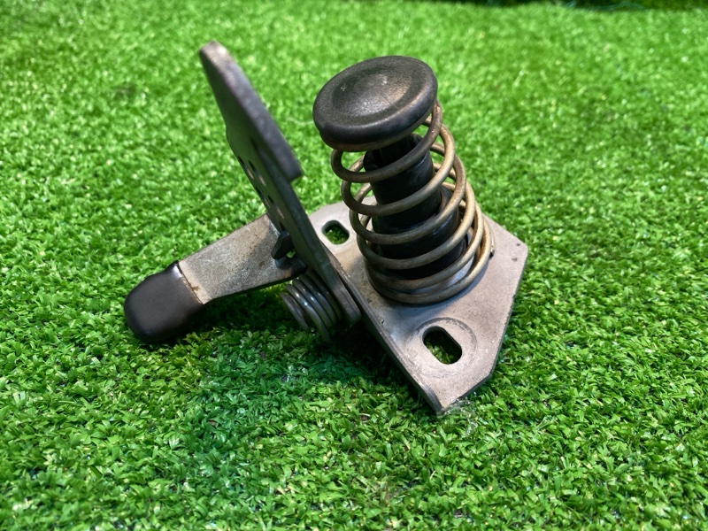 Замок капота, 900 рублей, Фроловское