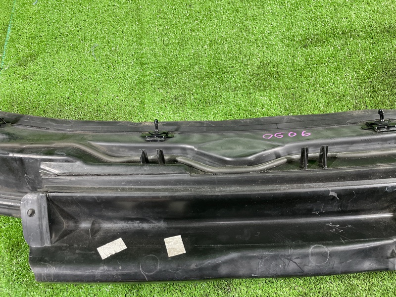 Решетка под лобовое стекло, 2500 рублей, Фроловское