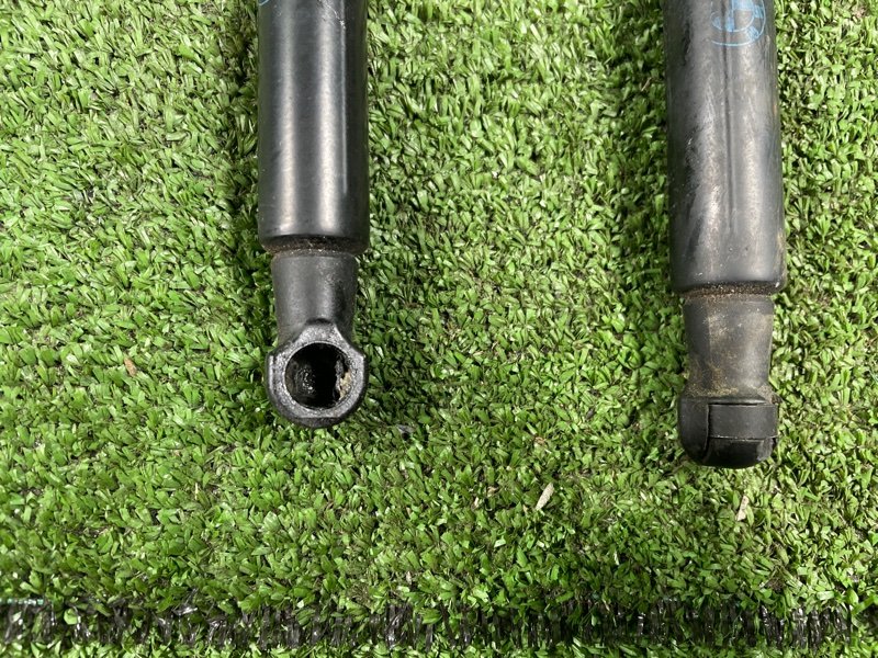 Амортизатор двери багажника, 5000 рублей, Фроловское