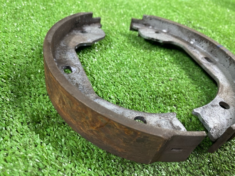 Колодки стояночного тормоза, 2300 рублей, Фроловское