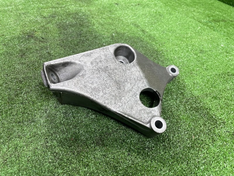 Кронштейн двигателя, 1200 рублей, Фроловское