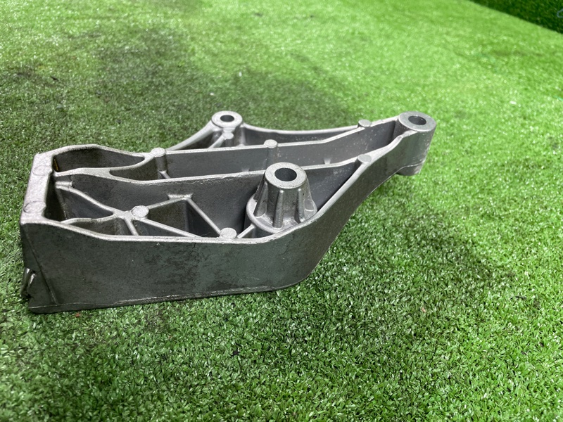 Кронштейн двигателя, 1200 рублей, Фроловское