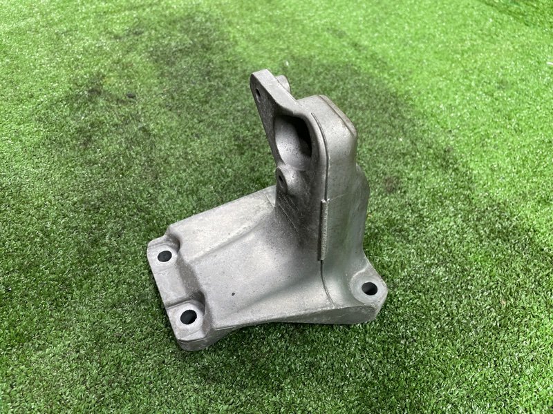 Кронштейн двигателя, 1200 рублей, Фроловское