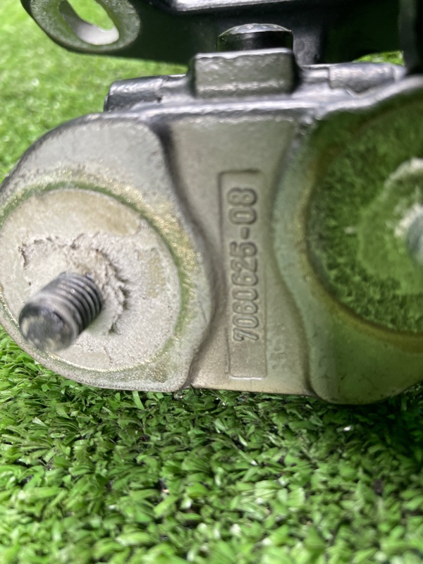 Петля крышки багажника, 550 рублей, Фроловское