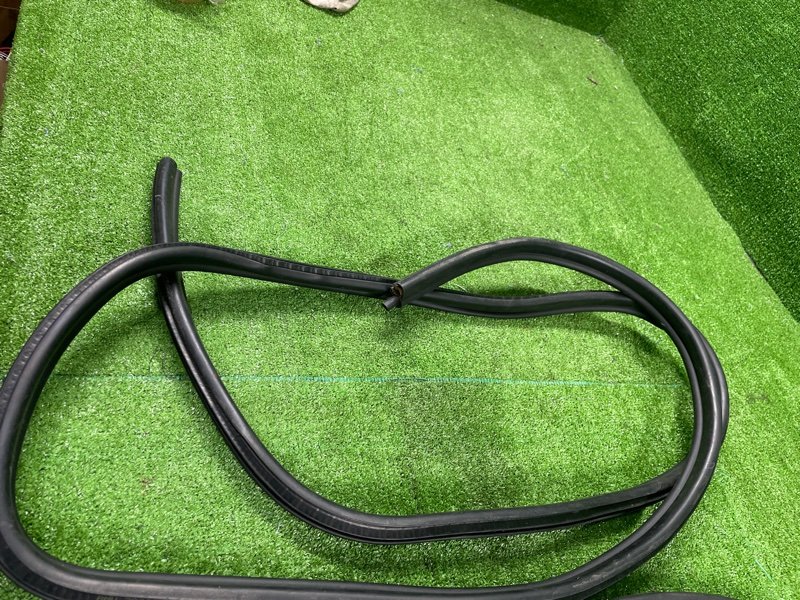 Уплотнительная резинка боковой двери, 4000 рублей, Фроловское