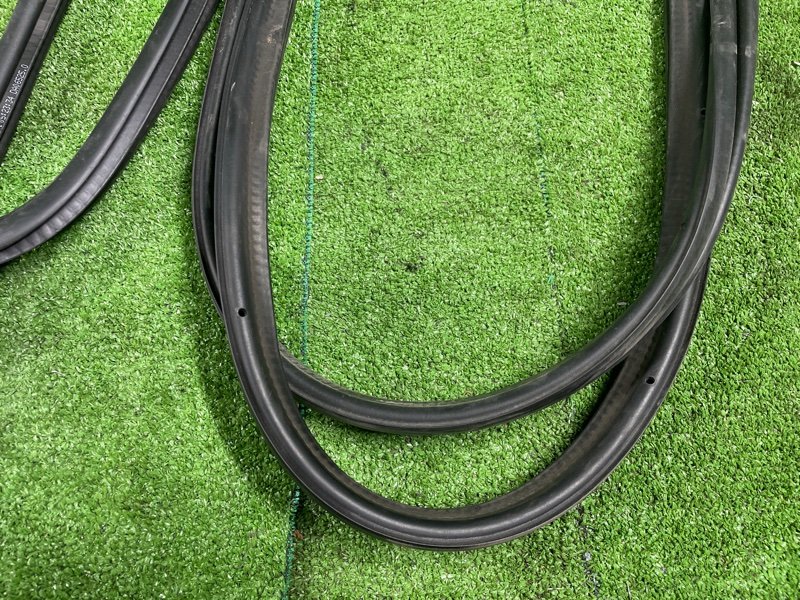 Уплотнительная резинка боковой двери, 4000 рублей, Фроловское