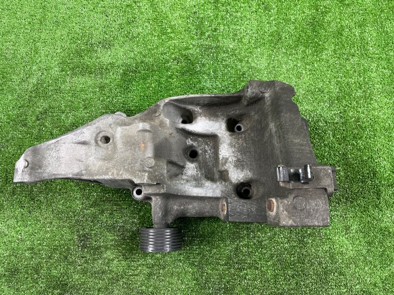 Кронштейн генератора, 1000 рублей, Фроловское