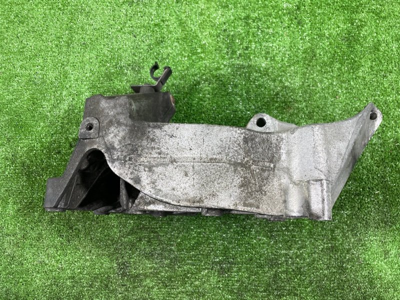 Кронштейн генератора, 1000 рублей, Фроловское