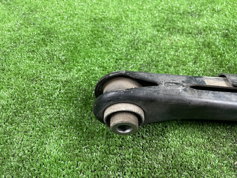 Рычаг подвески, 1000 рублей, Фроловское