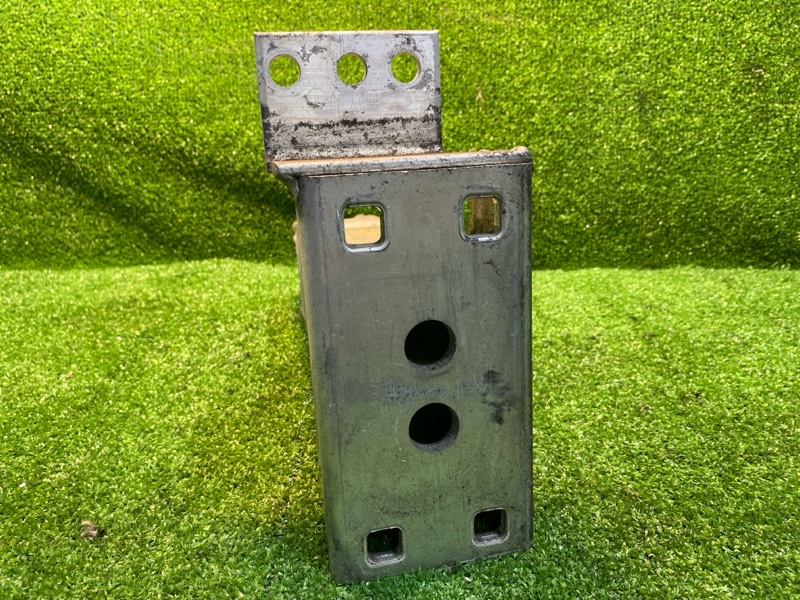 Кронштейн усилителя бампера, 850 рублей, Фроловское