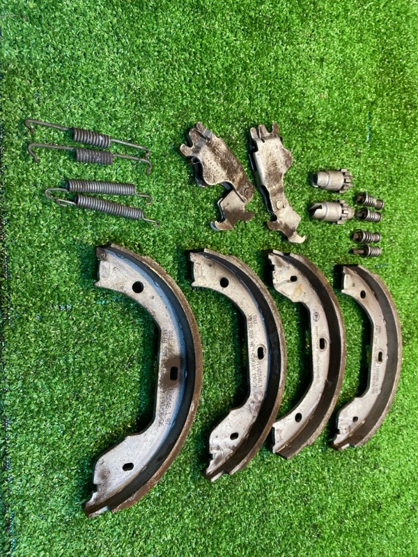 Колодки стояночного тормоза, 3000 рублей, Фроловское