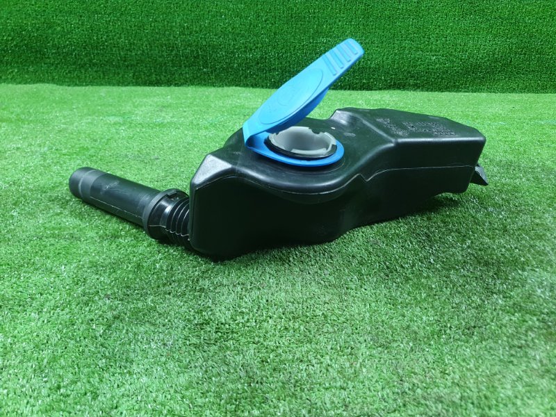 Горловина бачка стеклоомывателя, 1200 рублей, Фроловское