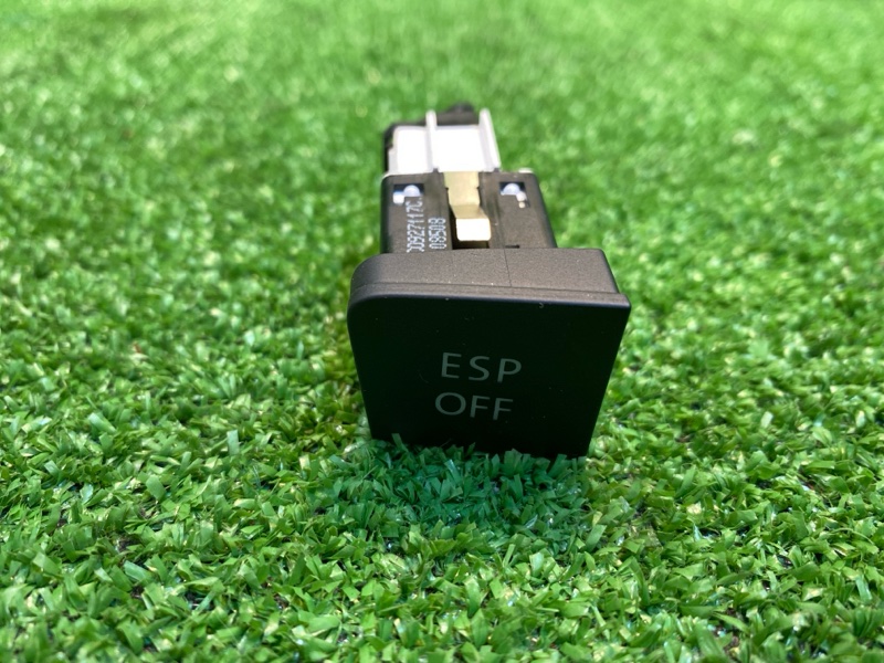 Кнопка антипробуксовочной системы, 700 рублей, Фроловское