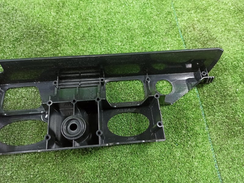 Крепление бампера, 500 рублей, Фроловское