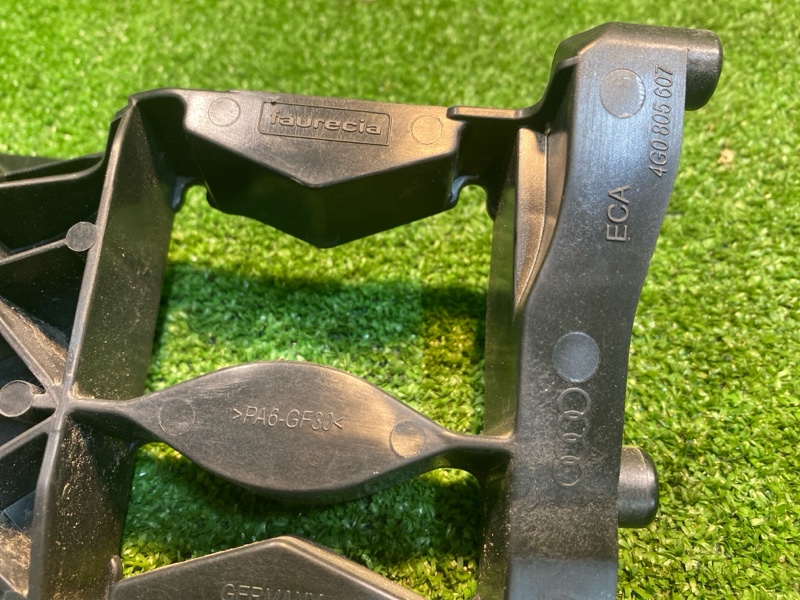 Кронштейн крепления фары, 2000 рублей, Фроловское