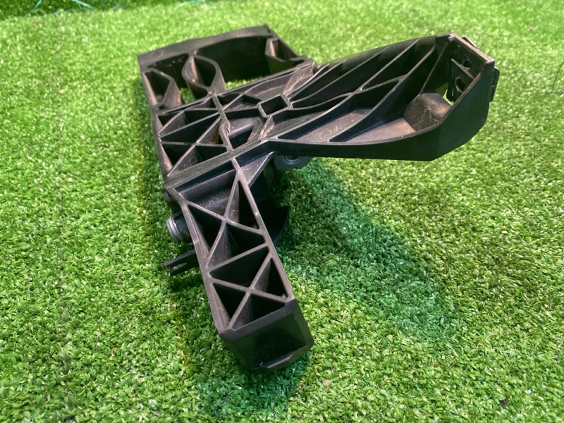 Кронштейн крепления фары, 2000 рублей, Фроловское