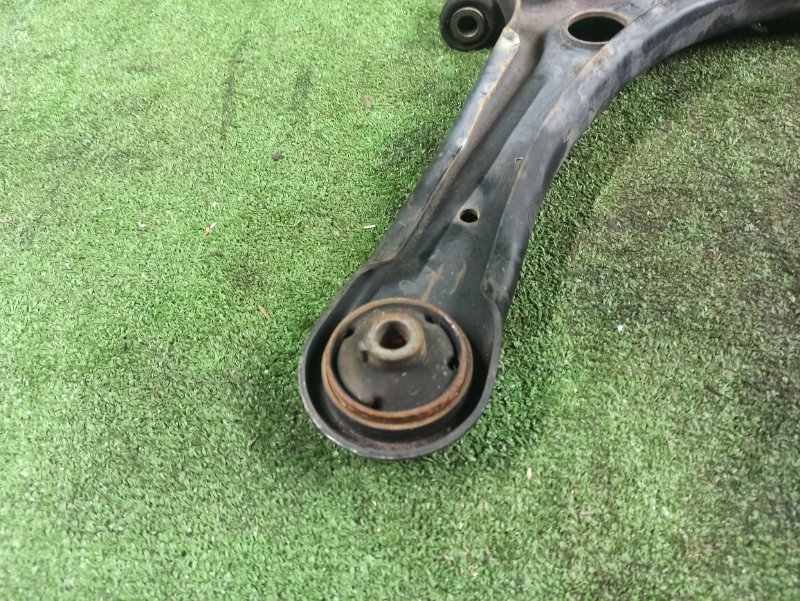 Рычаг подвески, 2000 рублей, Фроловское