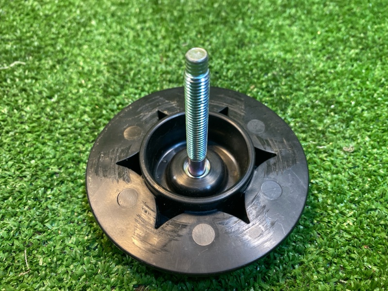 Болт крепления запасного колеса, 500 рублей, Фроловское