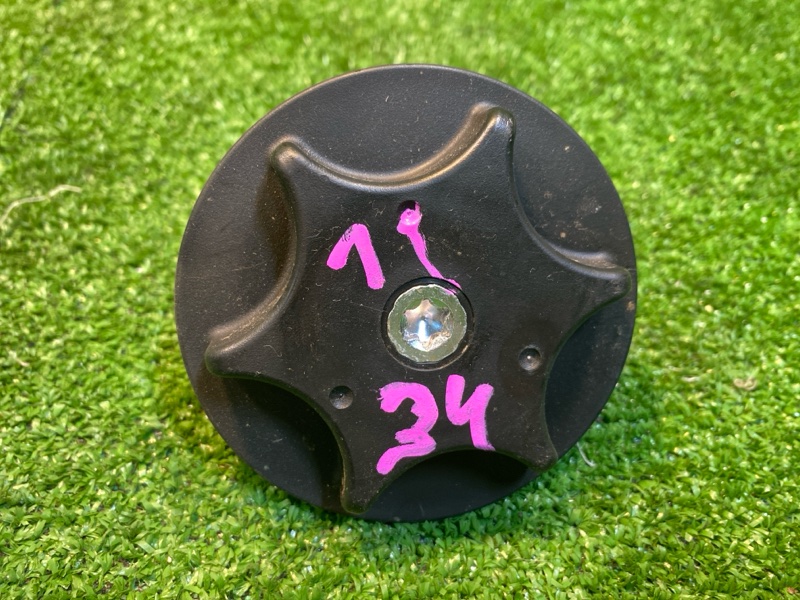 Болт крепления запасного колеса, 500 рублей, Фроловское