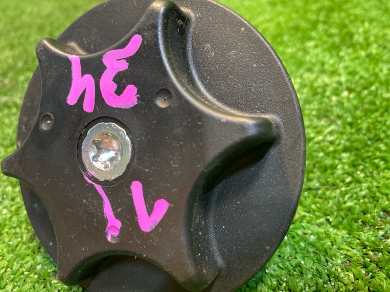 Болт крепления запасного колеса, 500 рублей, Фроловское