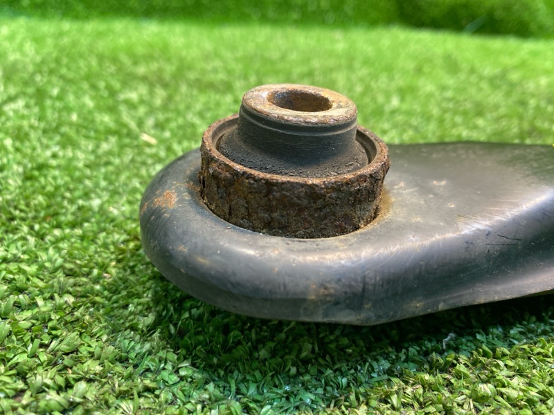 Рычаг подвески, 1000 рублей, Фроловское