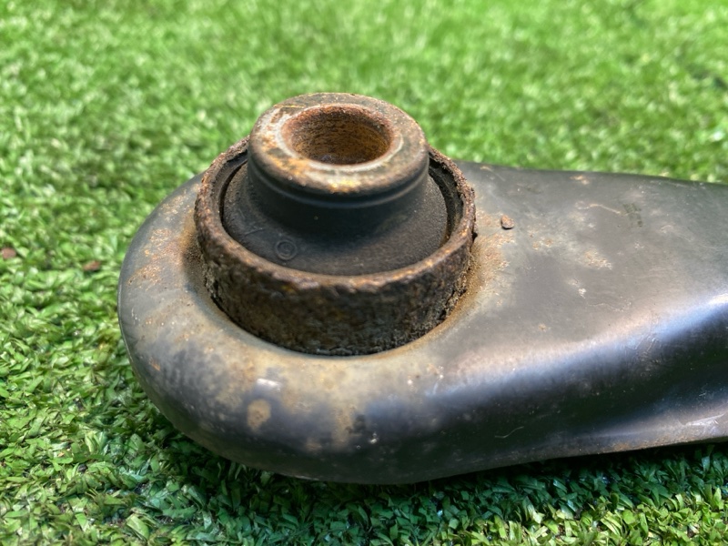 Рычаг подвески, 1000 рублей, Фроловское