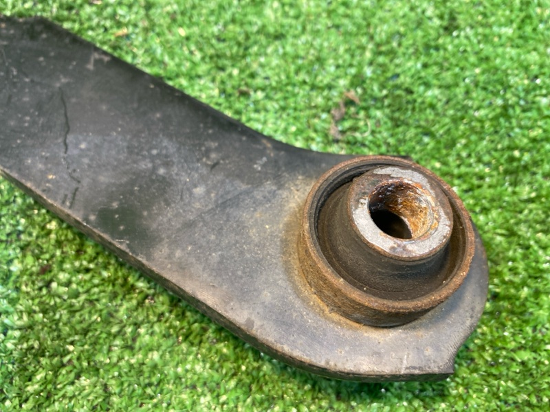 Рычаг подвески, 1500 рублей, Фроловское