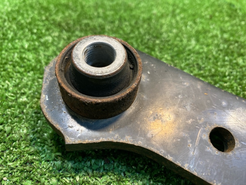 Рычаг подвески, 1500 рублей, Фроловское