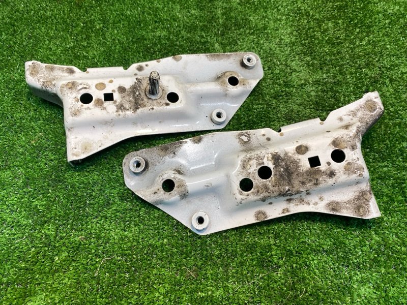 Кронштейн крыла, 2500 рублей, Фроловское