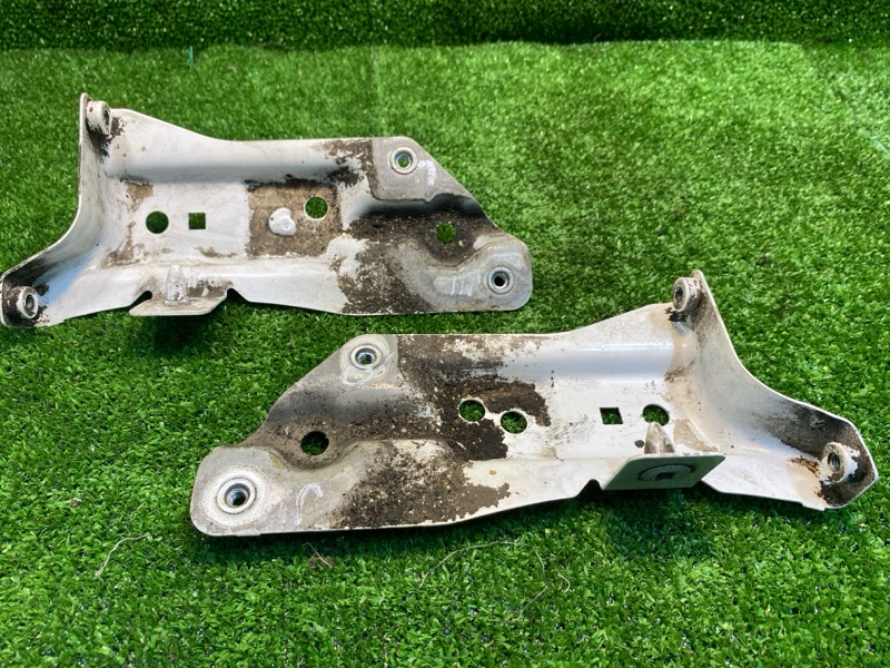 Кронштейн крыла, 2500 рублей, Фроловское