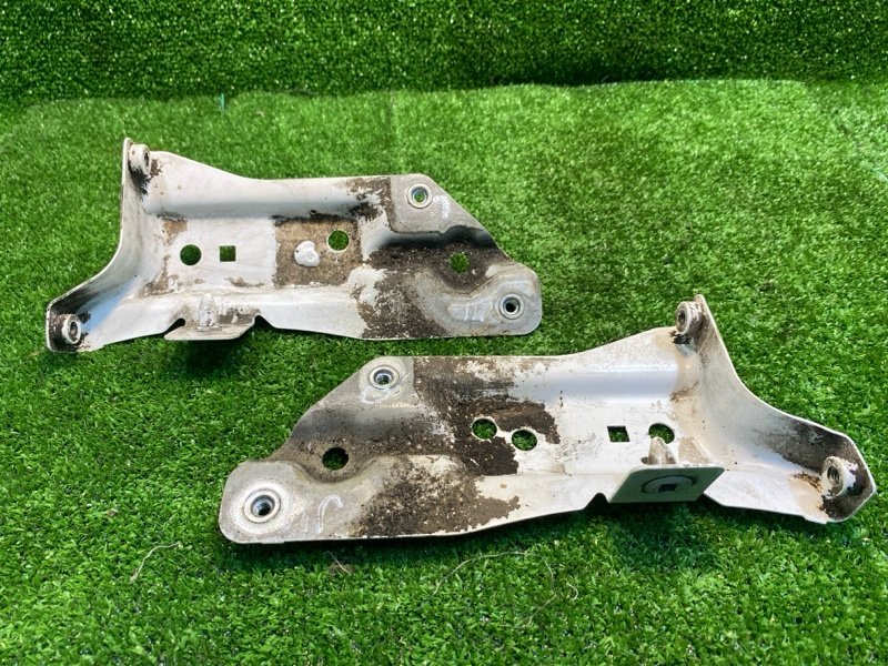 Кронштейн крыла, 2500 рублей, Фроловское