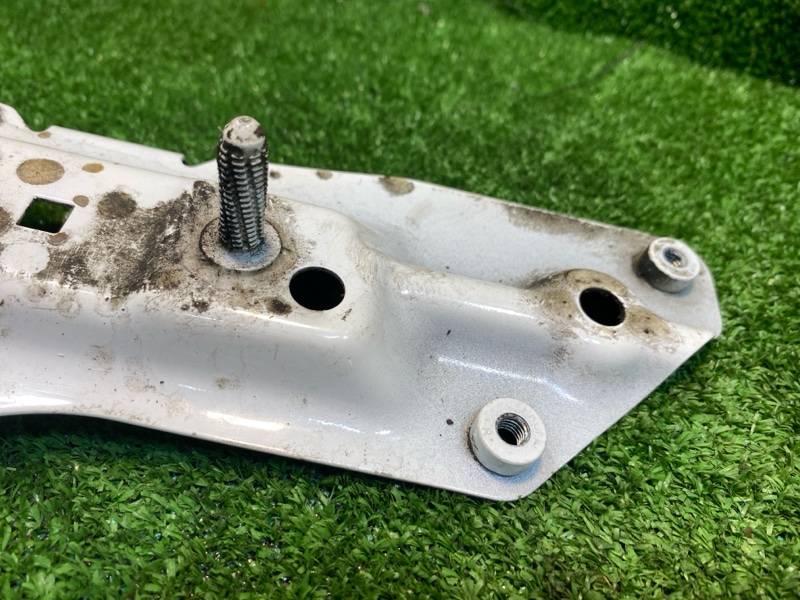 Кронштейн крыла, 2500 рублей, Фроловское