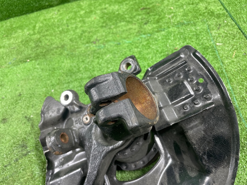 Кулак поворотный, 4500 рублей, Фроловское