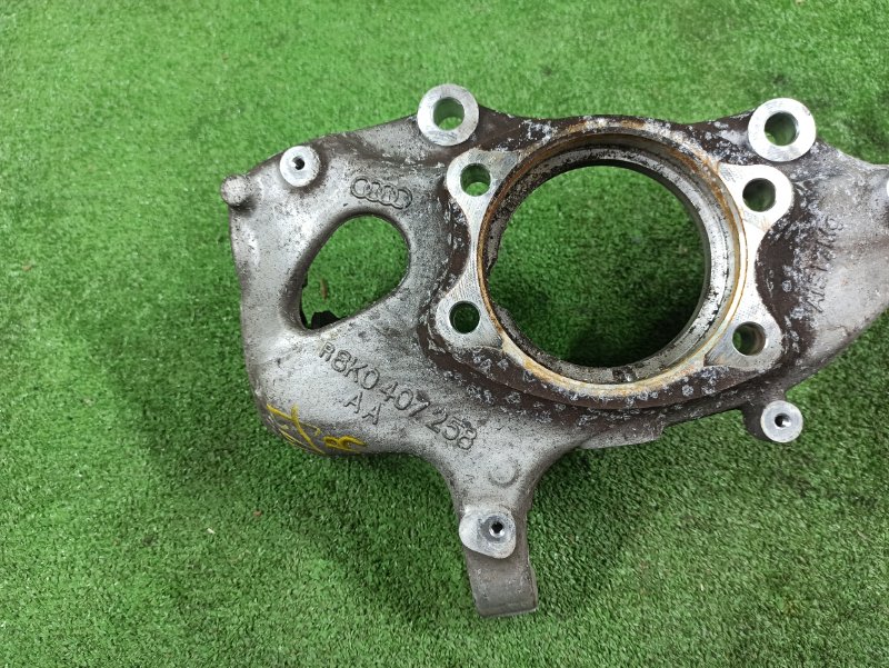 Кулак поворотный, 13000 рублей, Фроловское